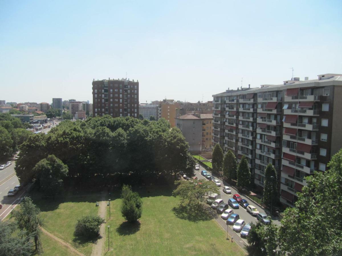 Station Home Sesto San Giovanni Exterior photo